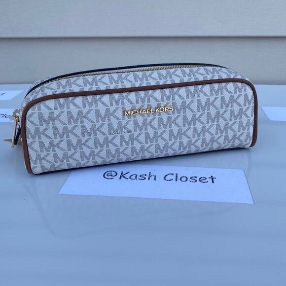 Michael Kors Pencil Case MK Giftables MD Makeup Vanilla - Picture 1 of 7